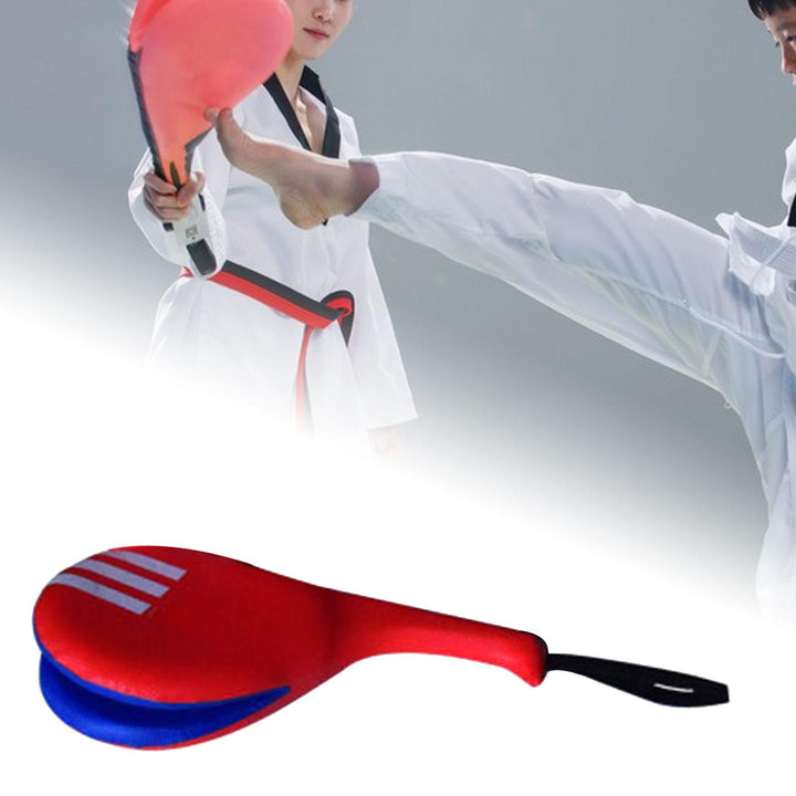 Premium Taekwondo Foot Target Kick Pad – Boxing, Kickboxing, & Sanda Training Equipment – Durable PU Leather, High Elastic Sponge – Double Target Design for High & Low Kicks – Buzz Sound & Wrist Grip – 40x20x8cm