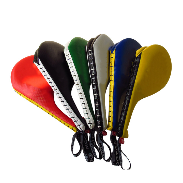 Premium Taekwondo Foot Target Kick Pad – Boxing, Kickboxing, & Sanda Training Equipment – Durable PU Leather, High Elastic Sponge – Double Target Design for High & Low Kicks – Buzz Sound & Wrist Grip – 40x20x8cm